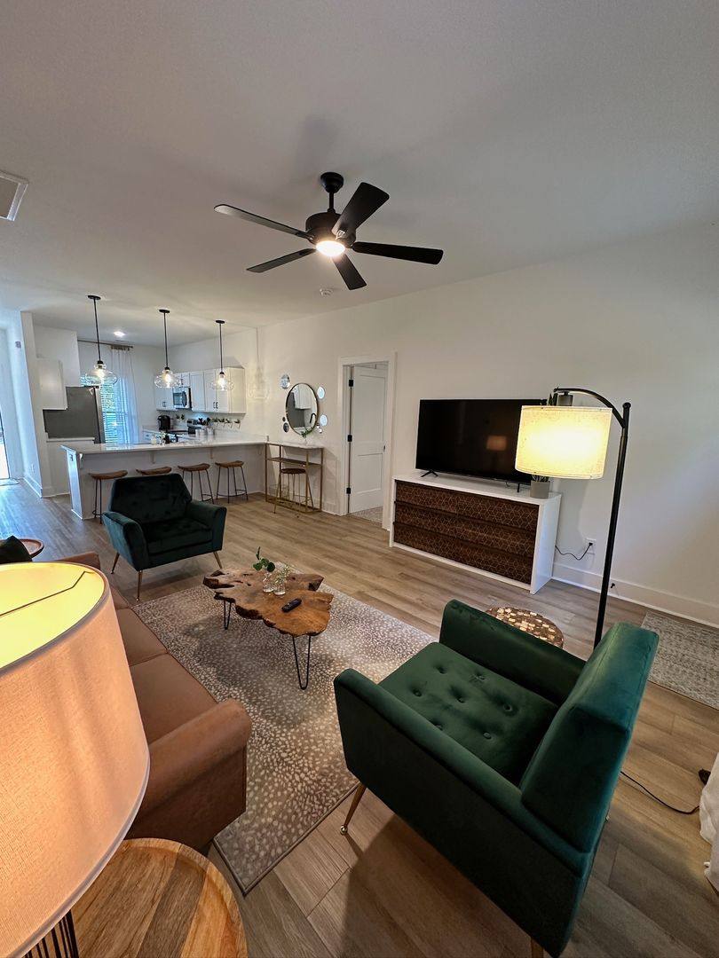 Apartment for rent at 261 Willow Court, Central, SC 29630