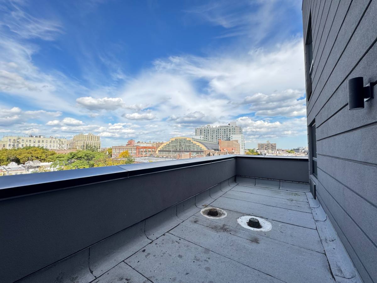 Apartment for rent at 1042 President St #7B, Brooklyn, NY 11225