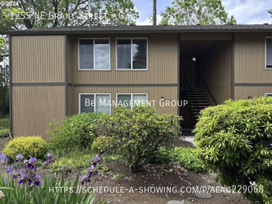 Condo for rent at 1255 NE Grant St #C, Hillsboro, OR 97124