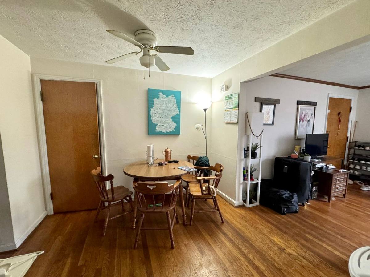 Apartment for rent at 534 Lowell Ave, Cincinnati, OH 45220