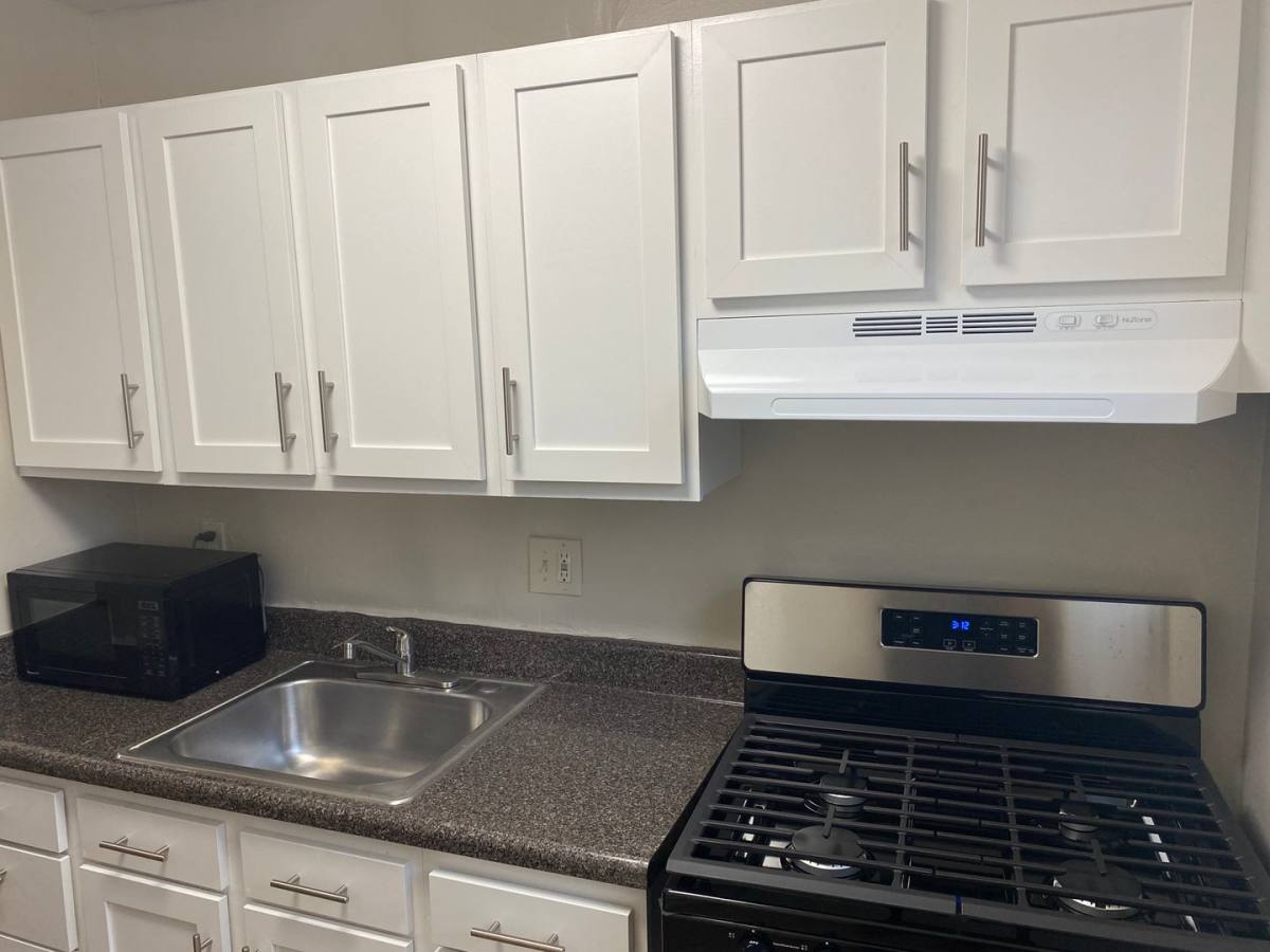 Apartment for rent at 702 Chaney Dr, Takoma Park, MD 20912