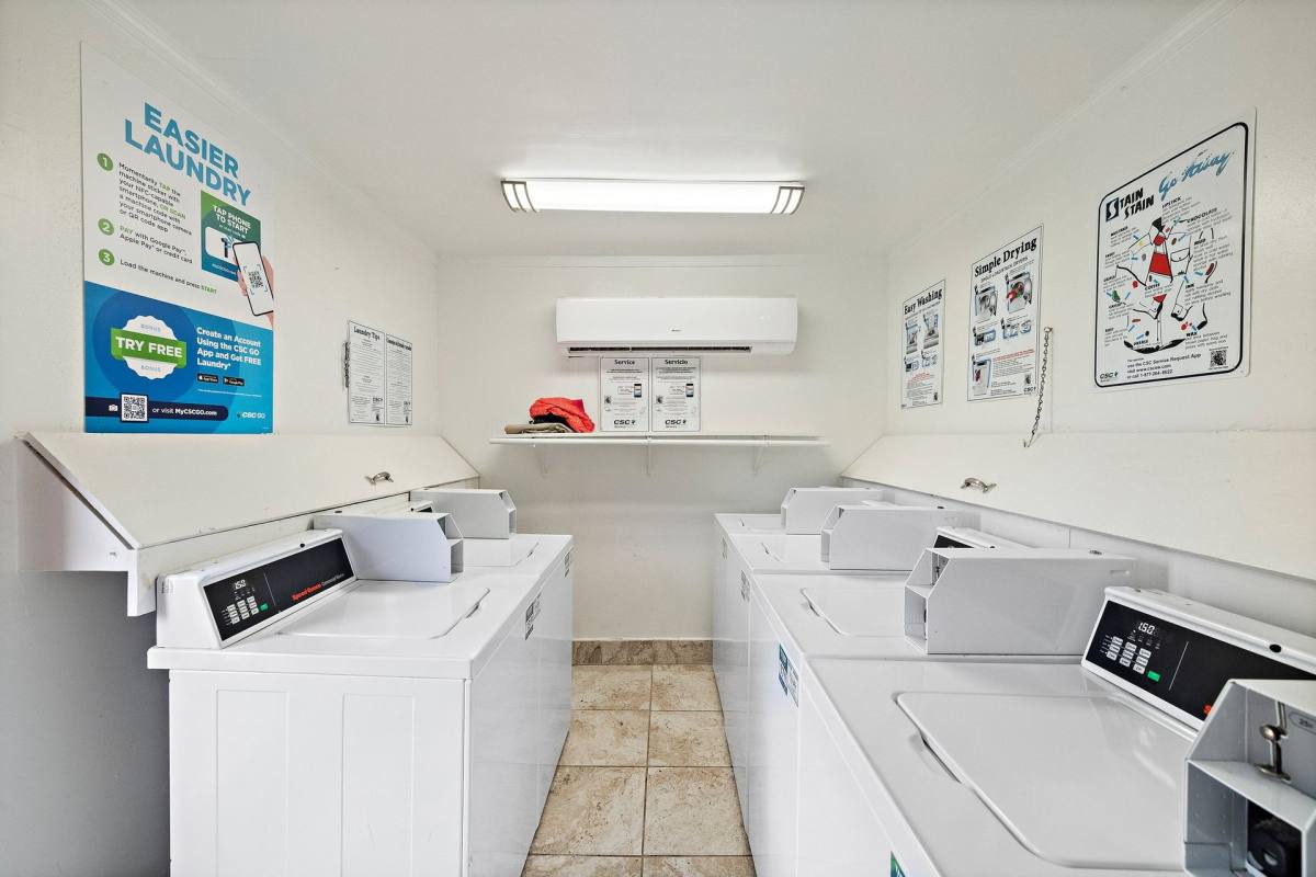 Apartment for rent at 2828 61st St, Galveston, TX 77550
