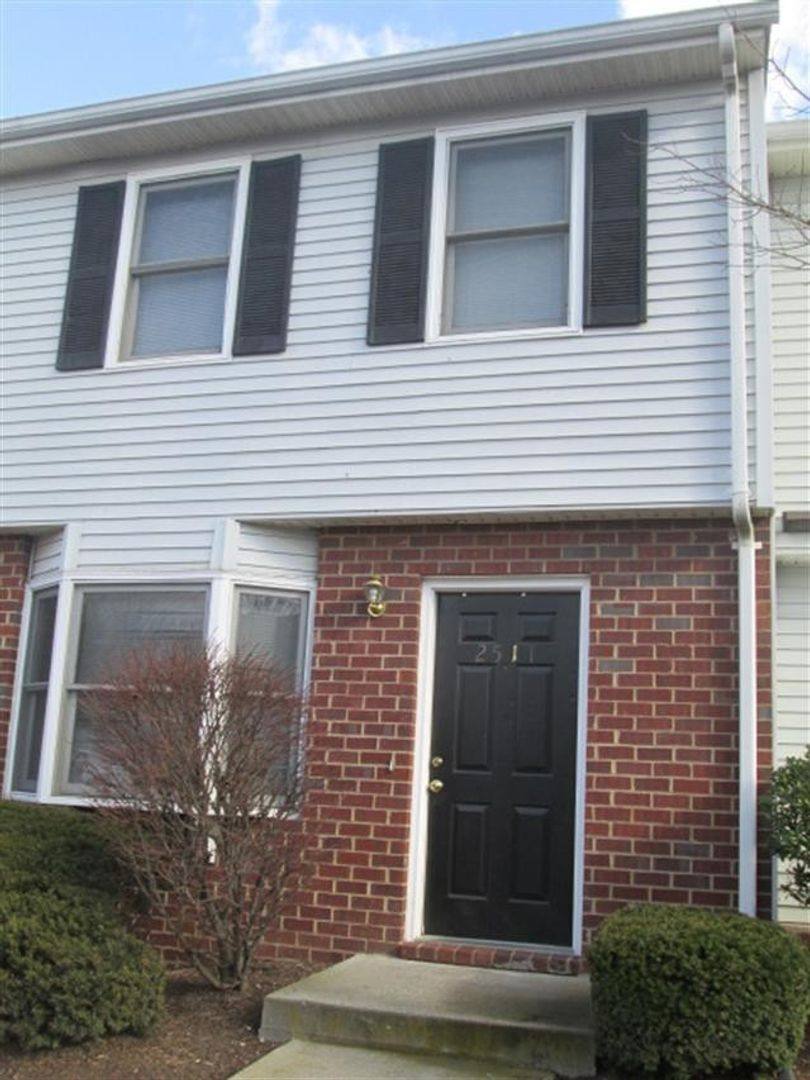 Townhouse for rent at 2511 Ridge Rd, Blacksburg, VA 24060