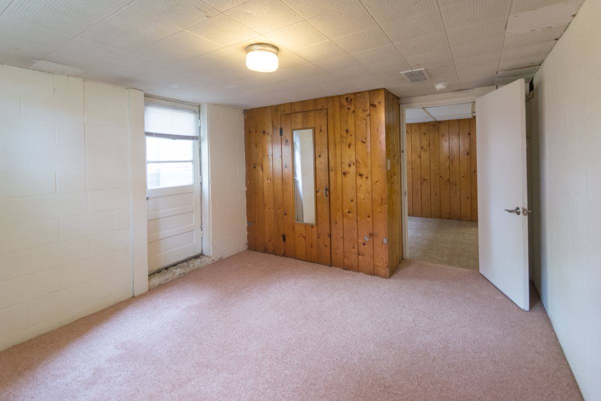 Apartment for rent at 905 & 907 E, Bloomington, IN 47408