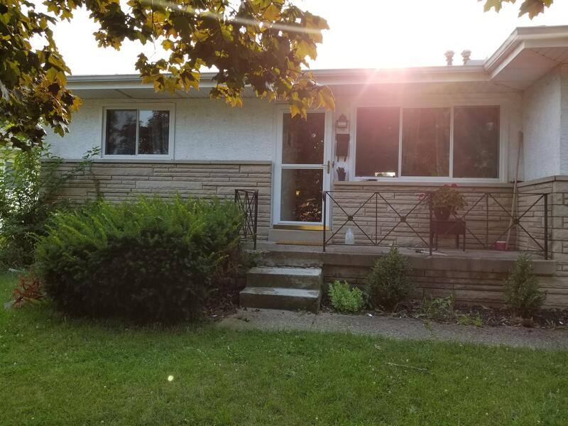 1131 McCarley Dr W, Columbus, OH 43228 RentalSource