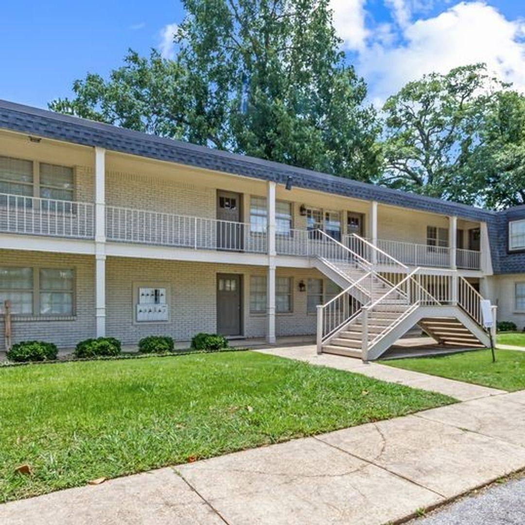 Apartment for rent at 619 15th Ave, Tuscaloosa, AL 35401