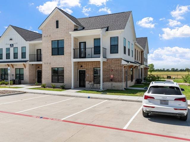 Apartment for rent at 3100 W Punk Carter Parkway #D31, Celina, TX 75009