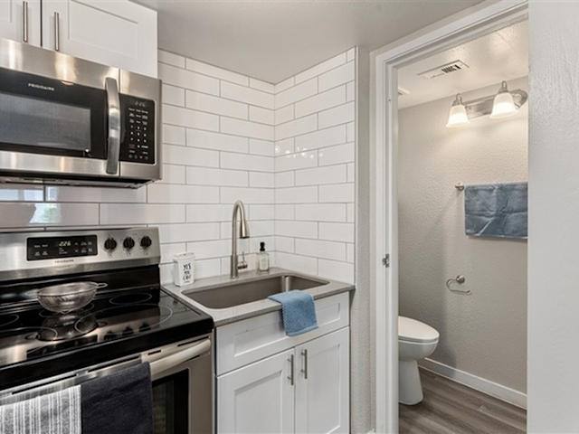 Apartment for rent at 7102 N 43rd Ave #C32, Glendale, AZ 85301