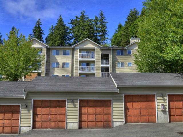 Apartment for rent at 8700 NE Bothell Way #E13, Bothell, WA 98011