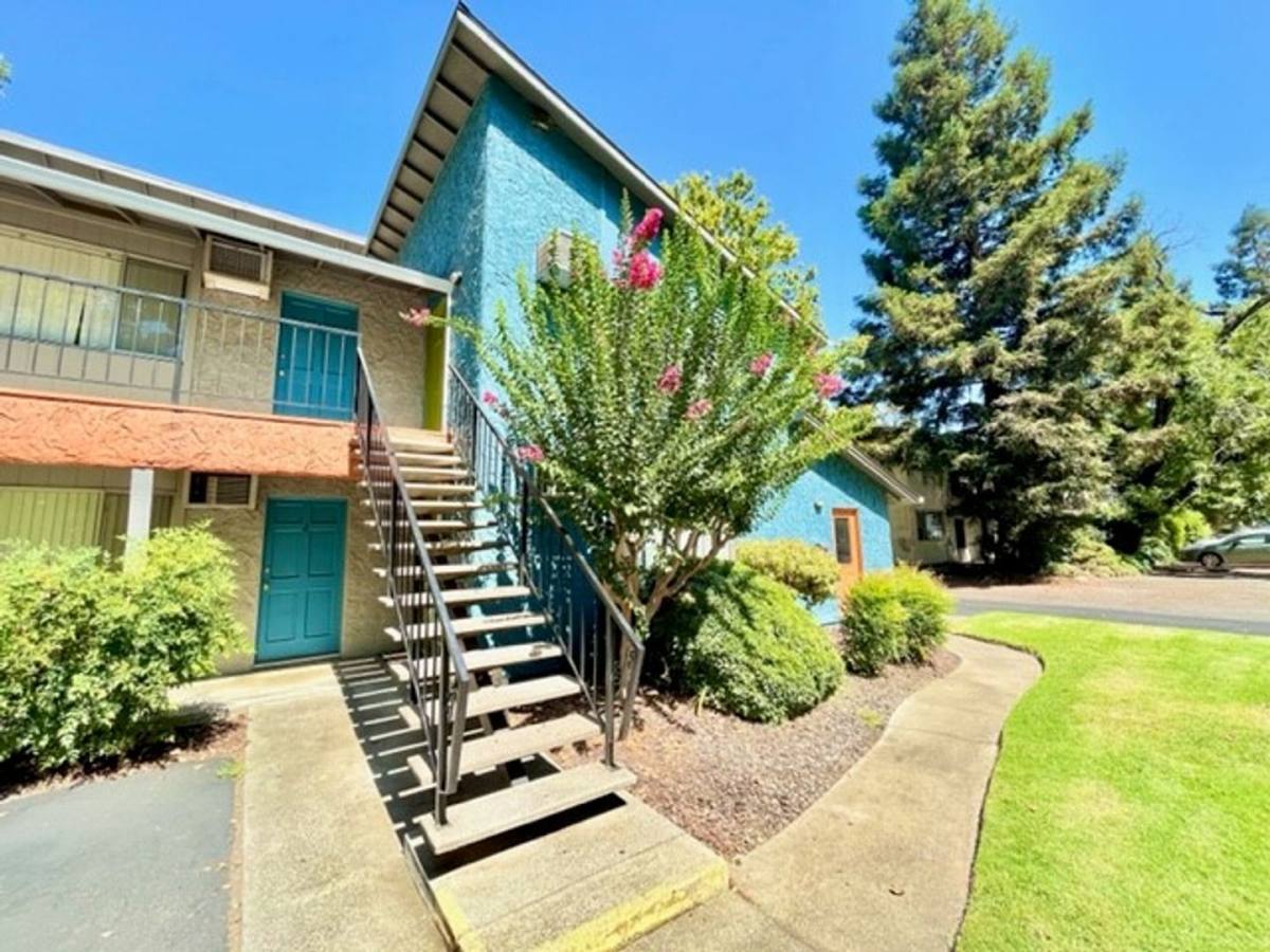 Apartment for rent at 417 Orange St, Chico, CA 95928