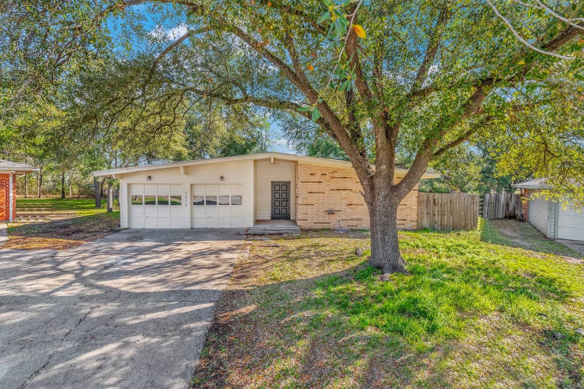 House for rent at 1314 Timm Dr, College Station, TX 77840