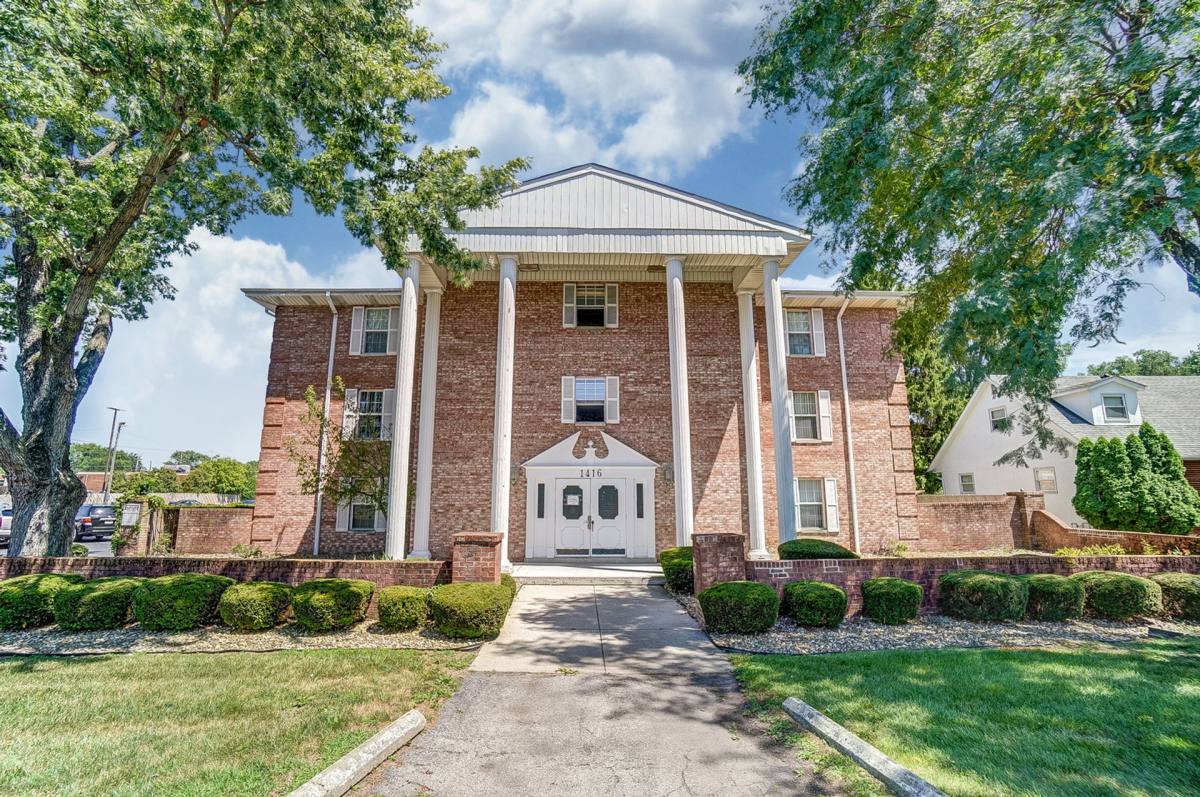 Apartment for rent at 1416 Striebel Rd, Columbus, OH 43227