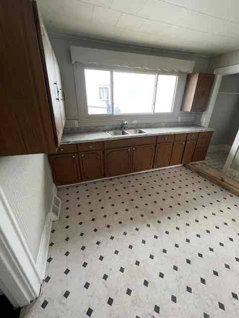 House for rent at 147 Ohio St, East Alton, IL 62024
