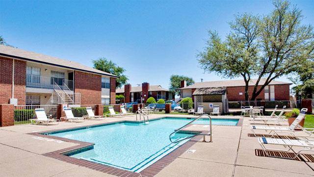 Apartment for rent at 400 SW Gordon St, Burleson, TX 76028