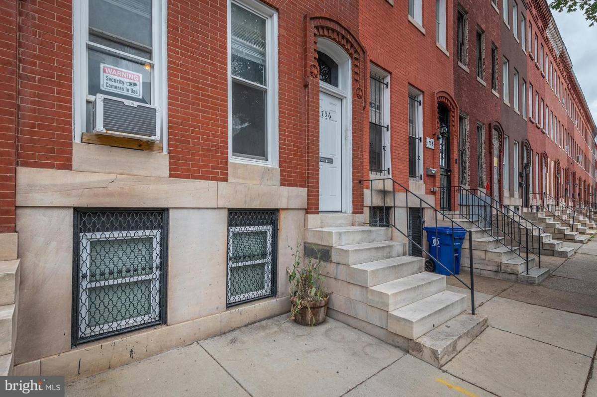 Townhouse for rent at 756 Dolphin St, Baltimore, MD 21217
