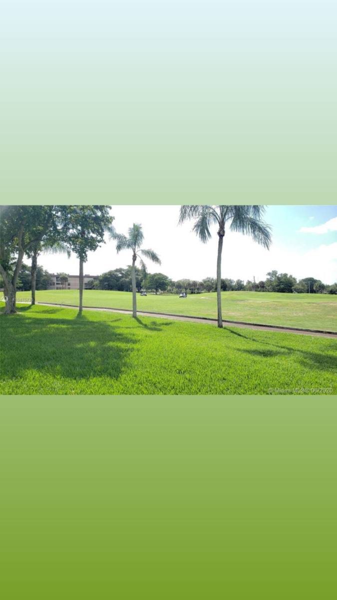 Townhouse for rent at 6760 N Pine Island Rd, Fort Lauderdale, FL 33321