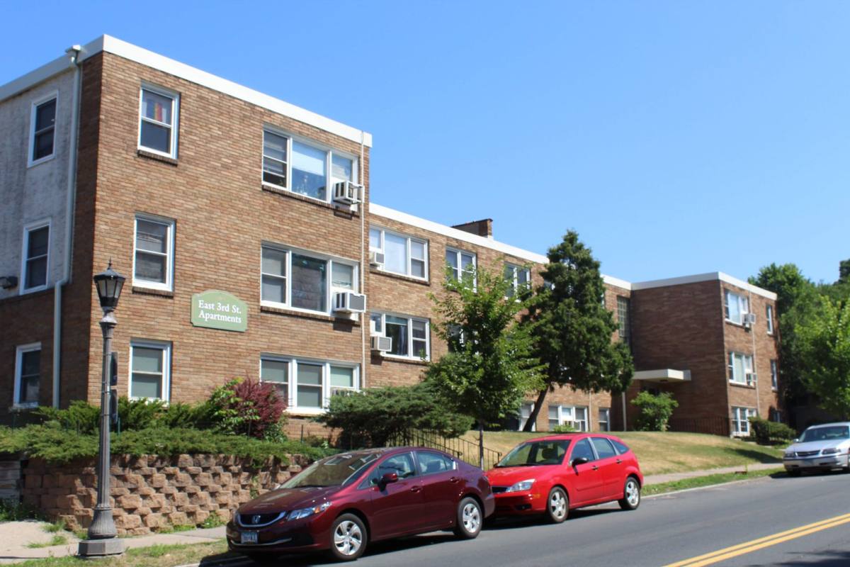 Apartment for rent at 699 3rd St E, Saint Paul, MN 55106