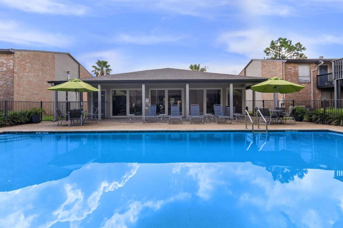The Park at Clear Lake Apartment Homes 1239 Bay Area Blvd, Houston