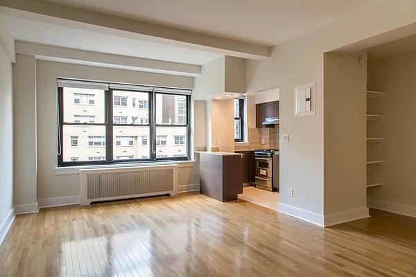 Apartment for rent at 400 E 57th St #4HH, New York, NY 10022