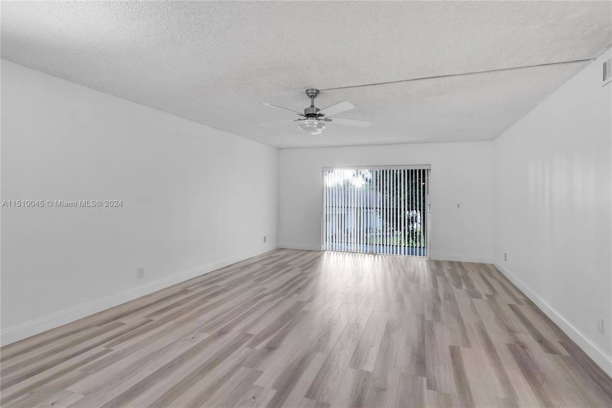 Condo for rent at 8513 Old Country Manor #415, Fort Lauderdale, FL 33328