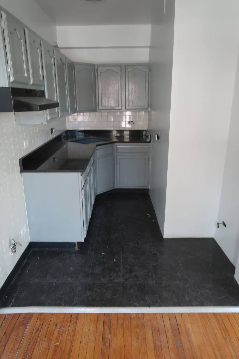 House for rent at 426 W Briar Place #F6, Chicago, IL 60657