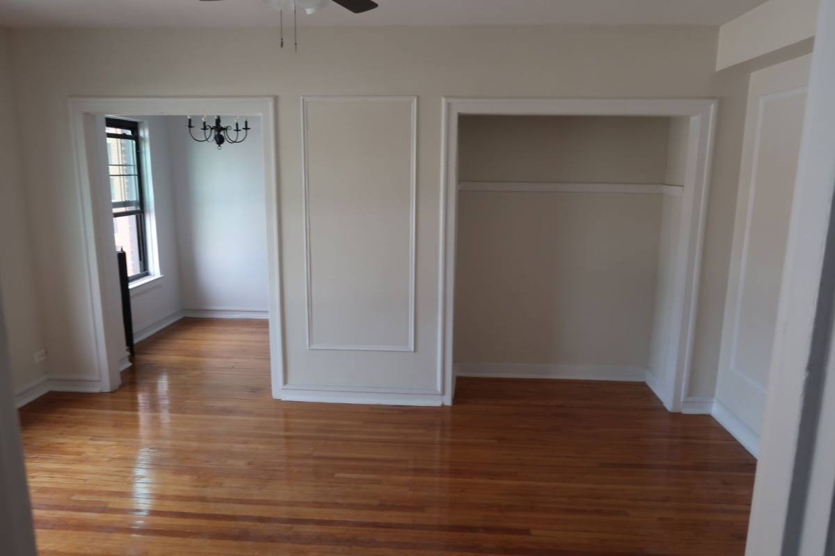 Apartment for rent at 426 W Briar Place #F6, Chicago, IL 60657
