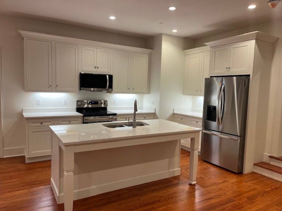 Apartment for rent at 555 W 6th St, Erie, PA 16507