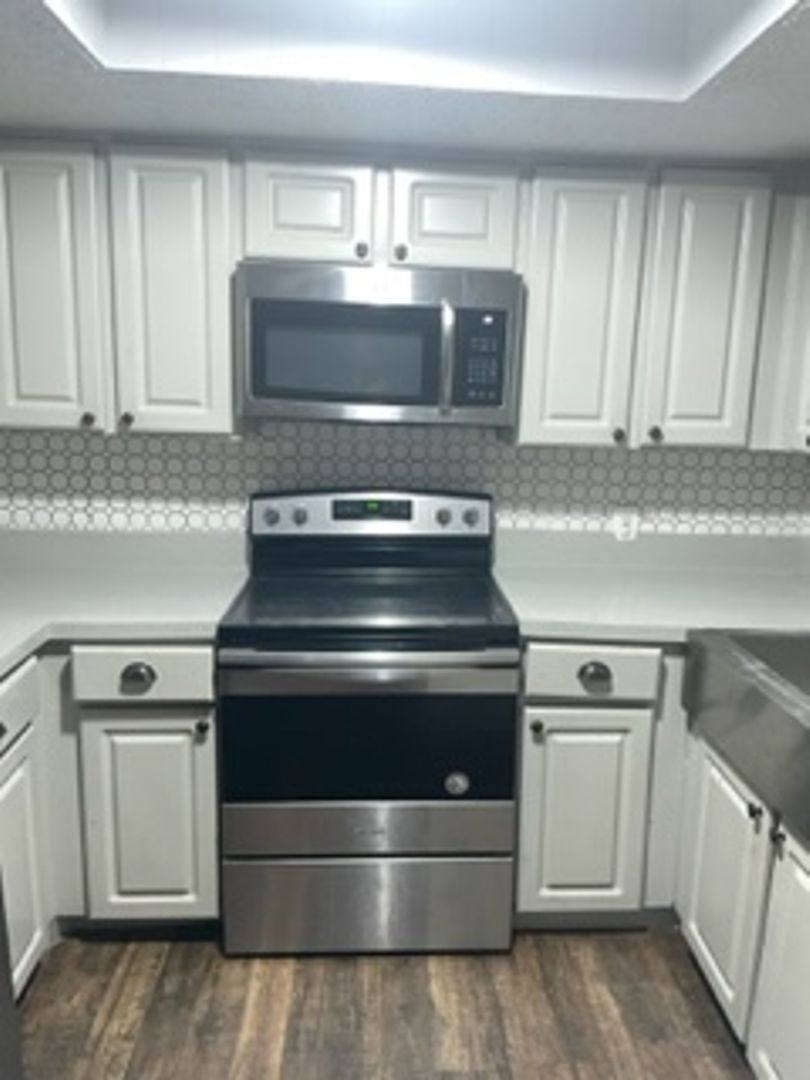 Apartment for rent at 3005 W Walnut Hill Lane, Irving, TX 75038