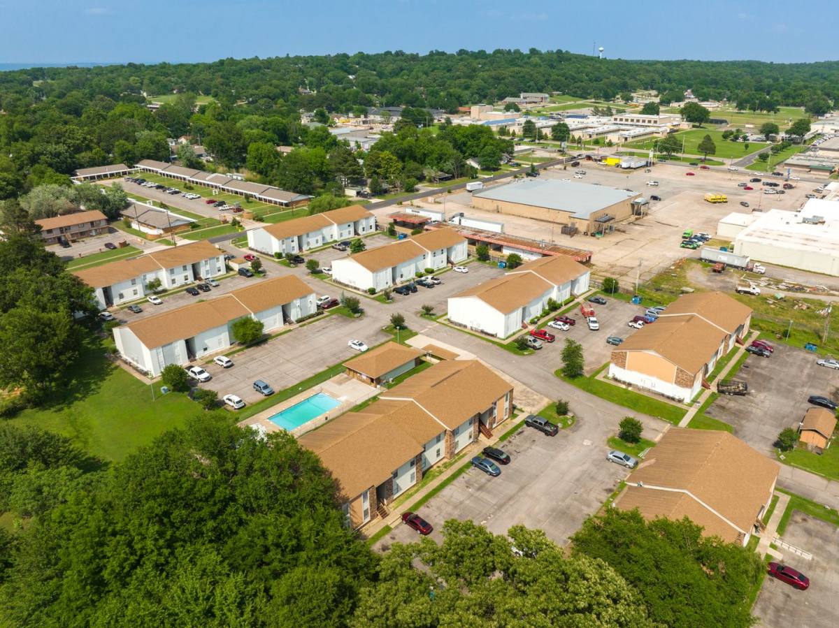 Apartment for rent at 1624 Fresno St, Fort Smith, AR 72901