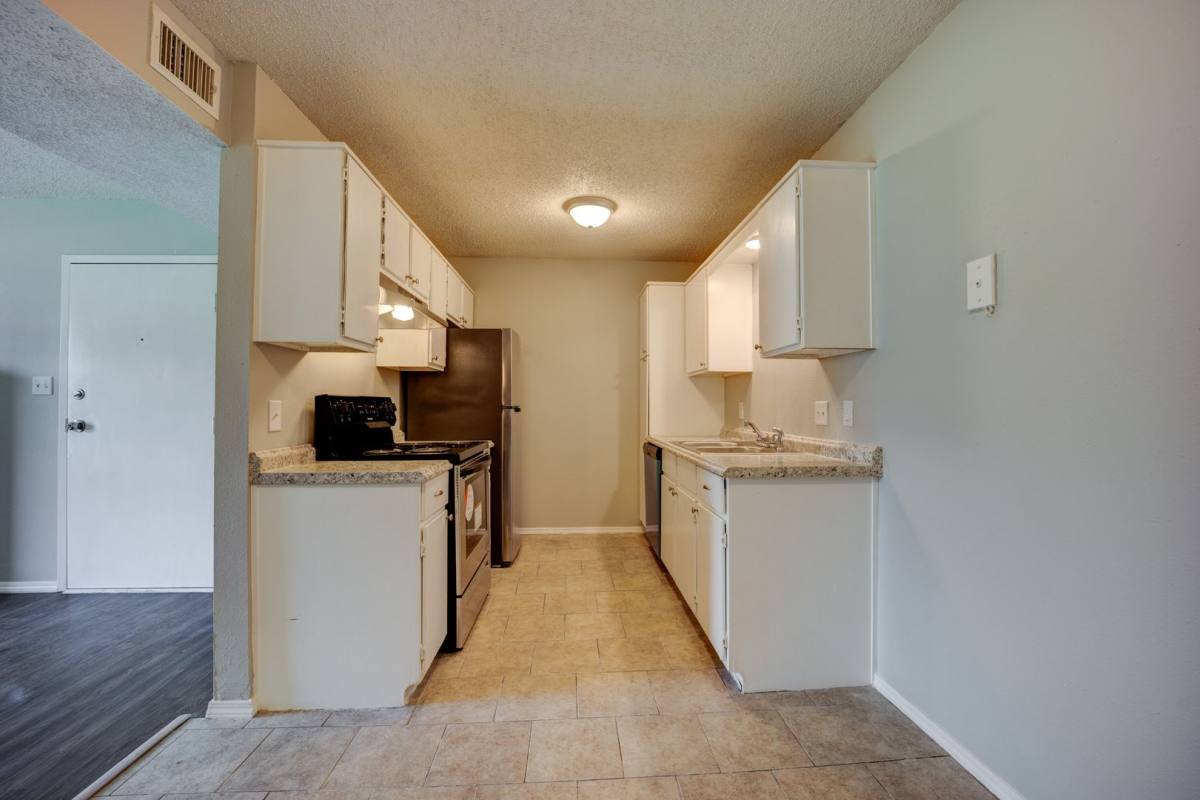 Apartment for rent at 1624 Fresno St, Fort Smith, AR 72901