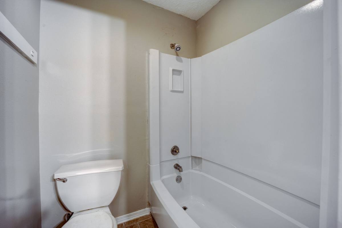 Apartment for rent at 1624 Fresno St, Fort Smith, AR 72901