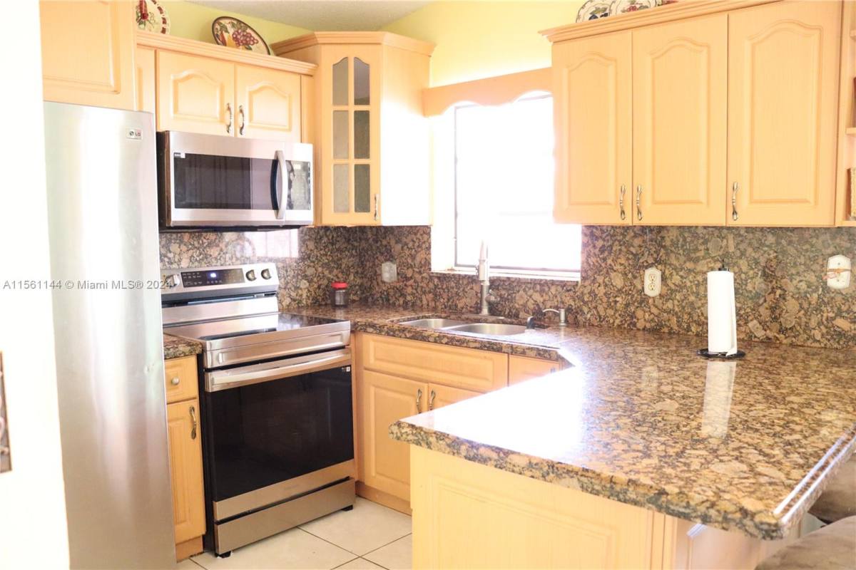 House for rent at 2605 W 71st Place, Hialeah, FL 33016