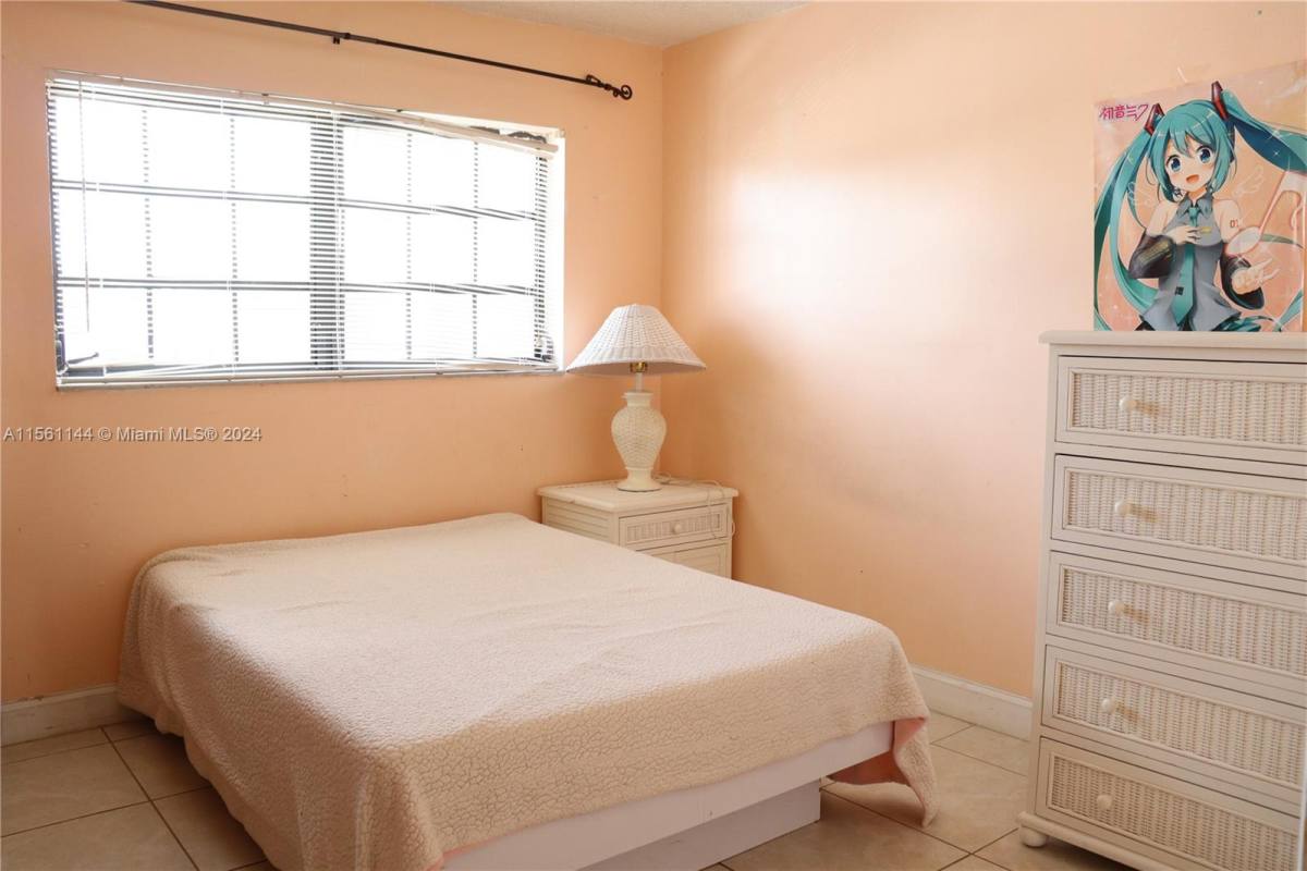 House for rent at 2605 W 71st Place, Hialeah, FL 33016