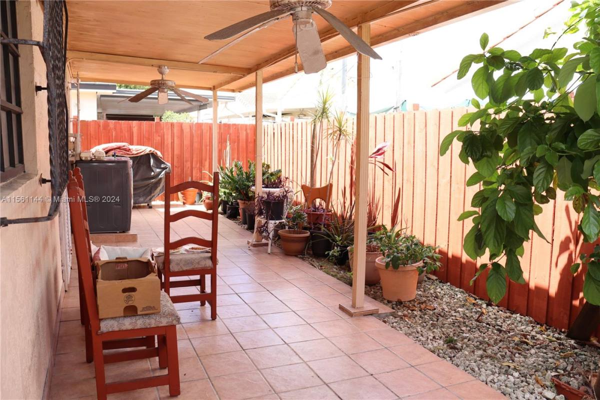 House for rent at 2605 W 71st Place, Hialeah, FL 33016