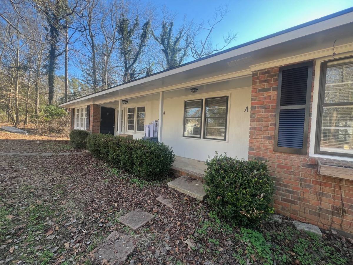 House for rent at 330 Midway Rd, Athens, GA 30605