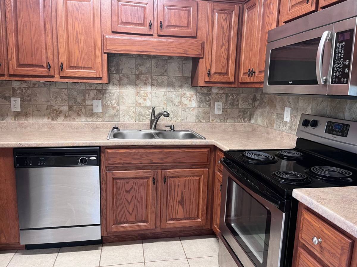 10 Oakcrest Trail NE, Rome, GA 30165 RentalSource