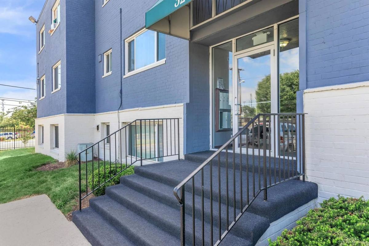 Apartment for rent at 3215 Swann Rd, Suitland, MD 20746