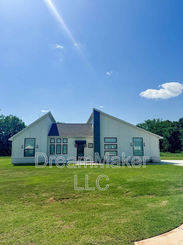 House for rent at 5154 Lily Lane, Washington, OK 73093