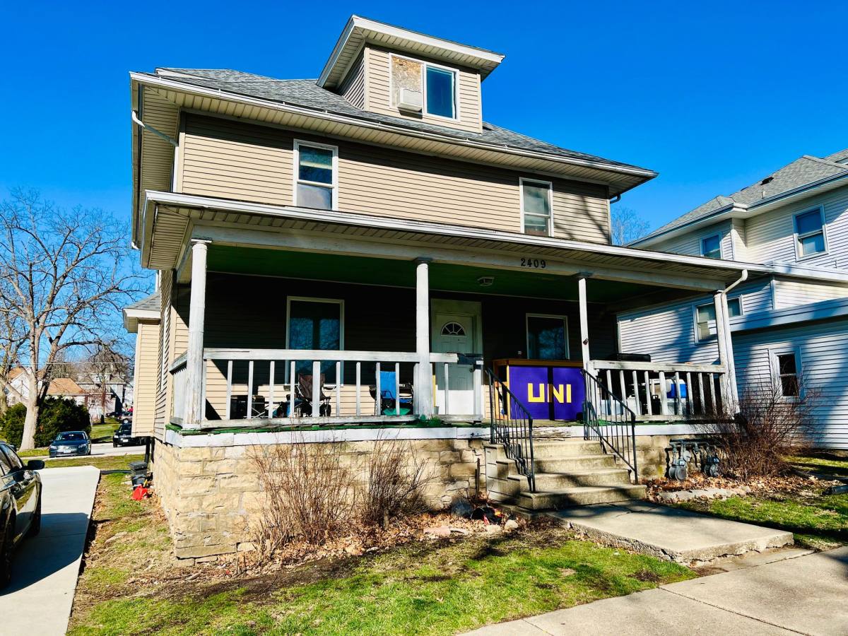 Townhouse for rent at 2409 Iowa St, Cedar Falls, IA 50613
