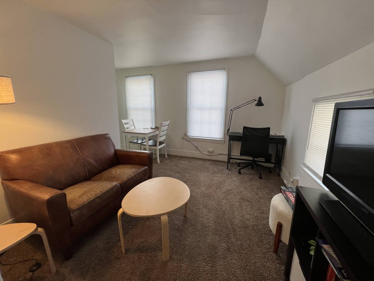 Apartment for rent at 800 Lawrence St #2, Ann Arbor, MI 48104