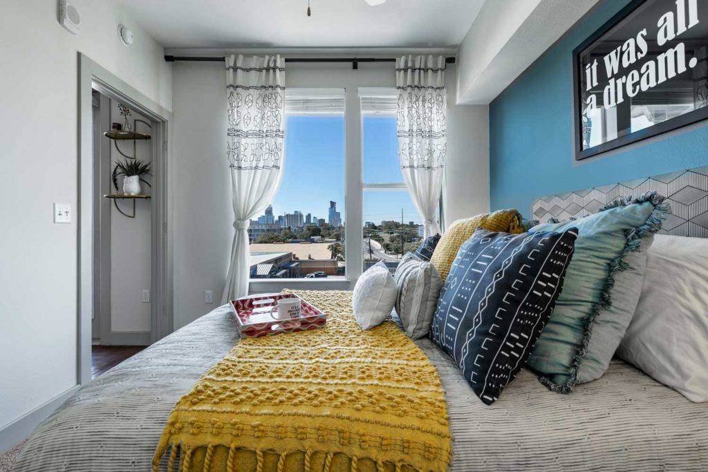 Apartment for rent at 2119 E 7th St, Austin, TX 78702