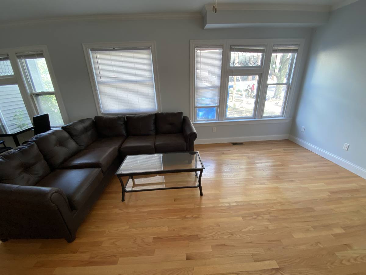 House for rent at 209 Miller Ave, Ann Arbor, MI 48104