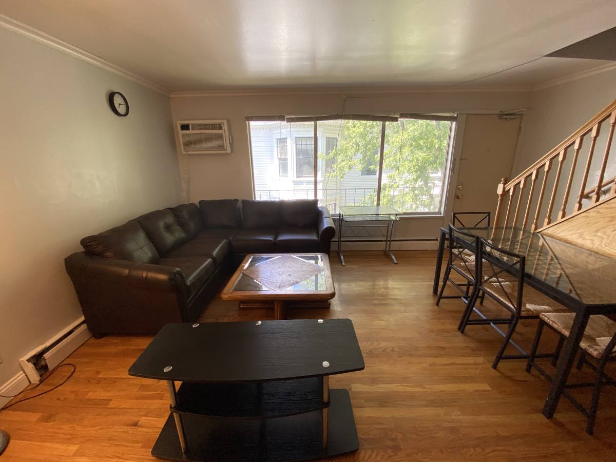 Apartment for rent at 911 Oakland Ave Mi #7, Ann Arbor, MI 48104