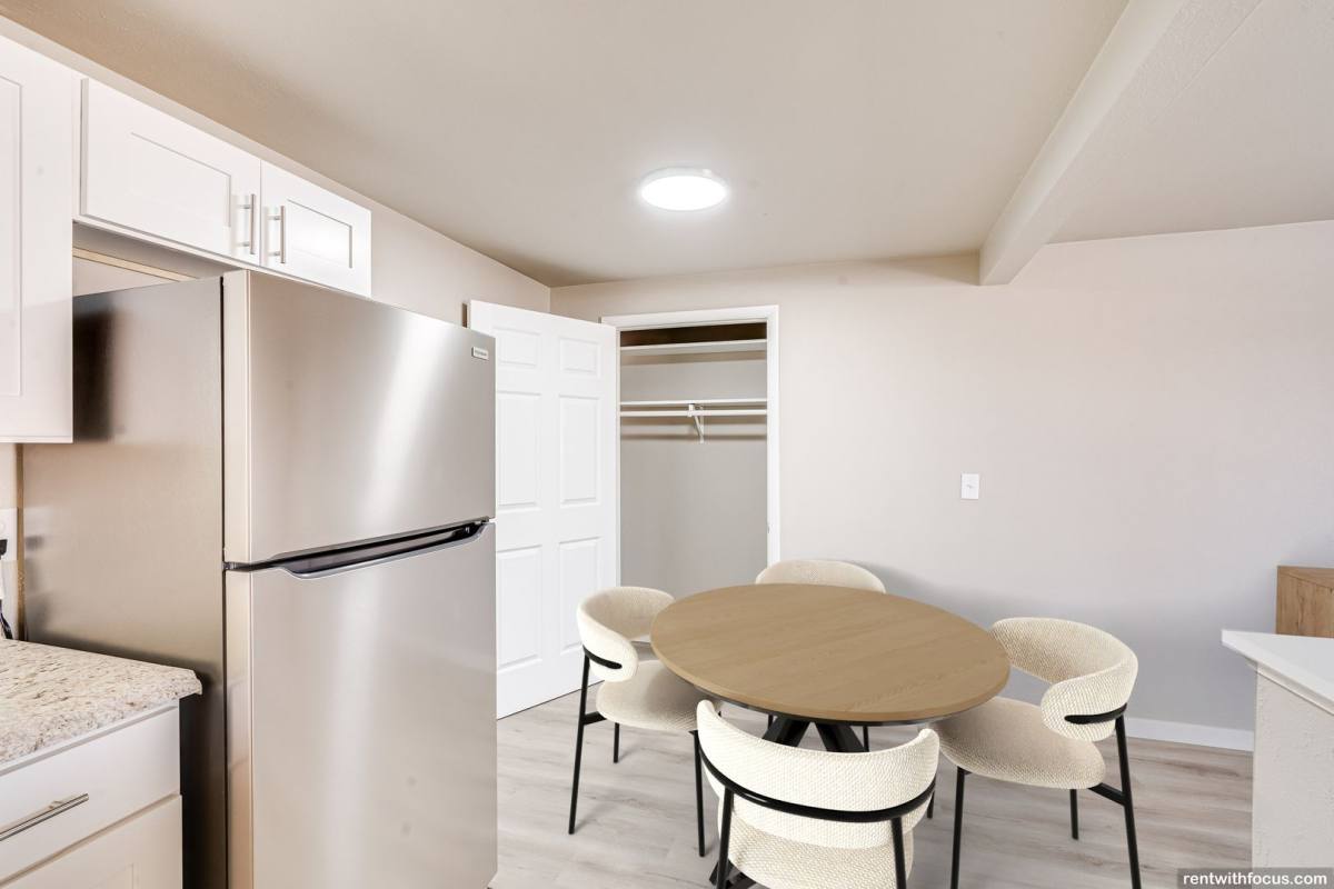 Apartment for rent at Parkview Ridge, 2250 Eastman Ave, Green Bay, WI 54302