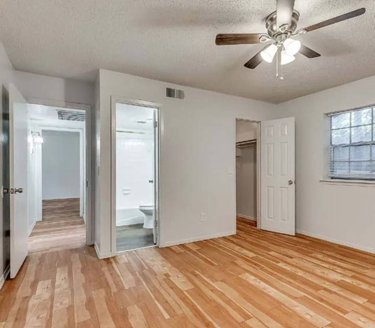 Apartment for rent at 4301 N Pennsylvania Ave, Oklahoma City, OK 73112