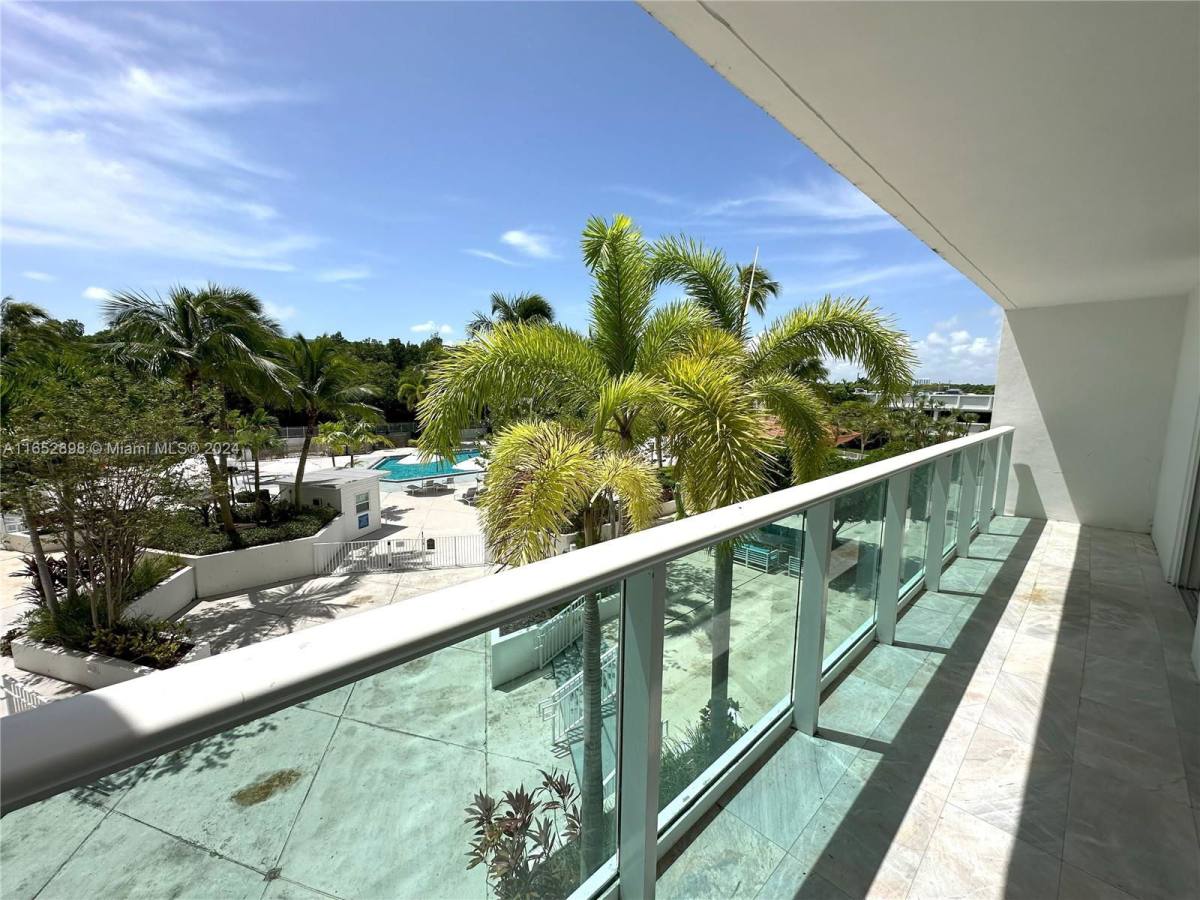 100 Bayview Dr 222, North Miami Beach, FL 33160 RentalSource
