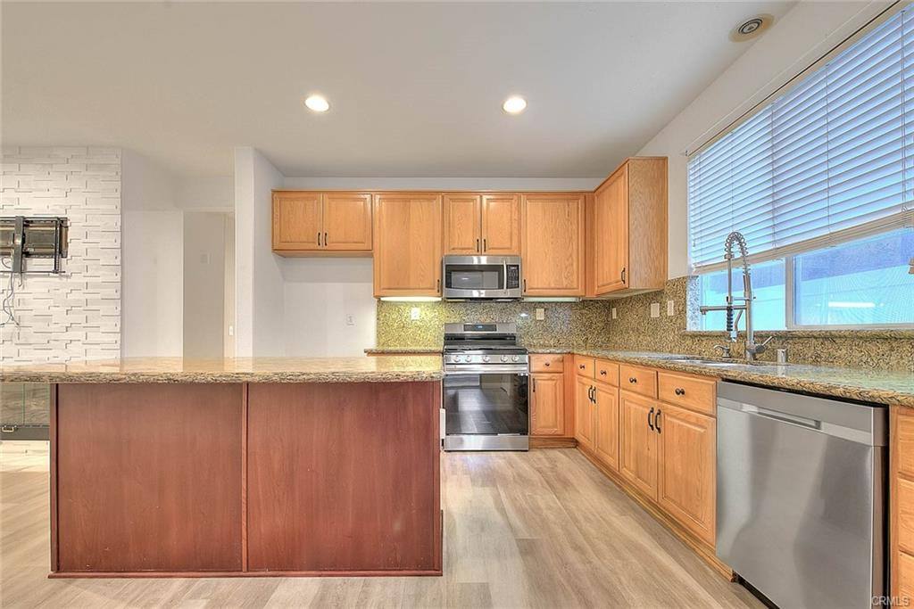 10 Lazurite, Rancho Santa Margarita, CA 92688 RentalSource