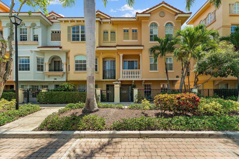 11792 Valencia Gardens Ave, Palm Beach Gardens, FL 33410