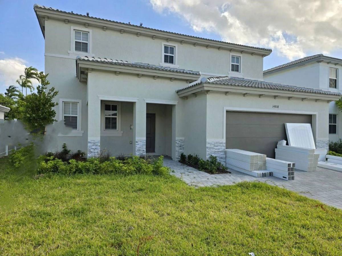 House for rent at 14808 SW 163rd Terrace, Hollywood, FL 33027