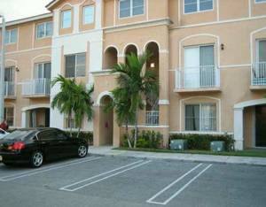 Apartment for rent at 7100 NW 177th St #211, Hialeah, FL 33015